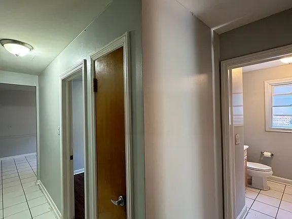 Building Photo - 8957 Lamon Ave