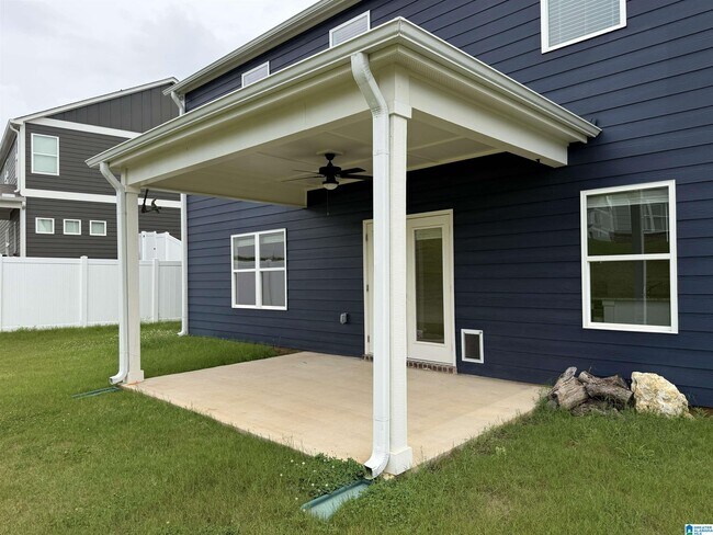 Building Photo - 2032 Lonesome Hen Ln