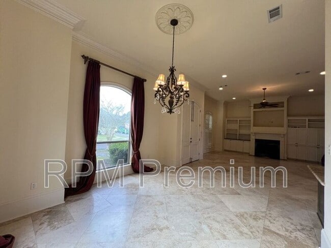 Building Photo - 17703 Shady Creek Ave