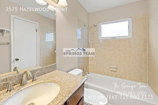 Building Photo - 3575 Hazelwood Ct