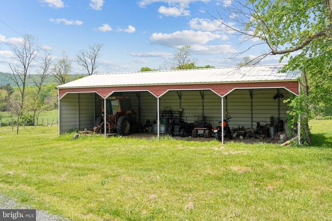 Building Photo - 13098 Picnic Woods Rd