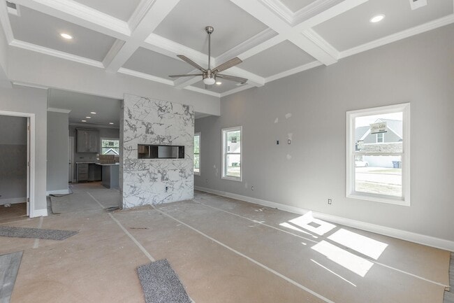 Building Photo - 5085 Oop Rd