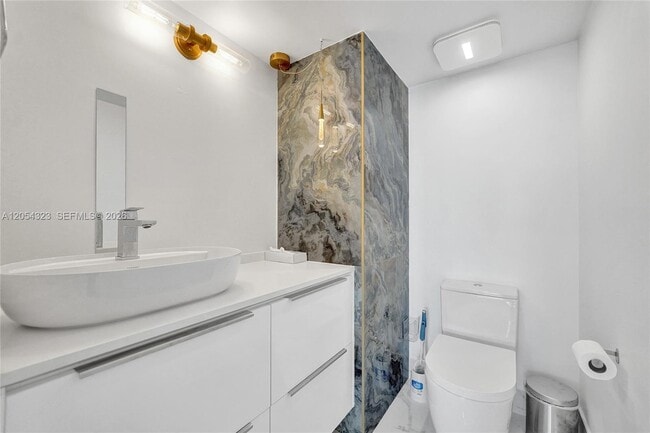 Building Photo - 1201 S Ocean Dr