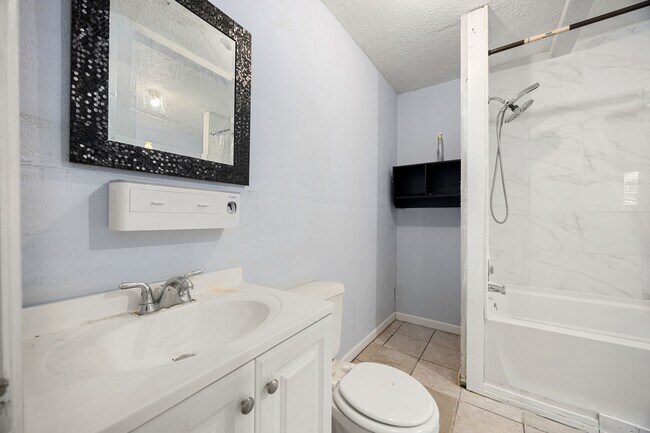 Building Photo - 340 Magnolia Dr