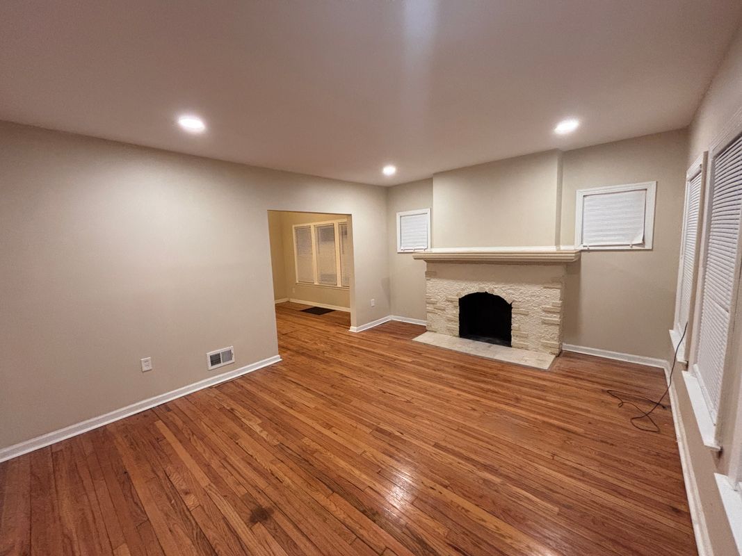 Building Photo - 16174 Princeton St