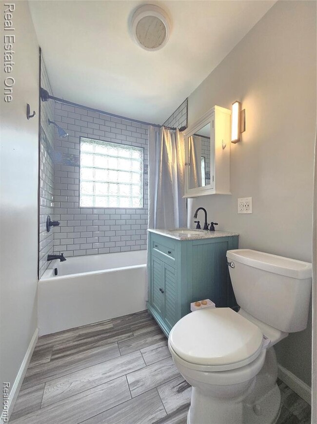 Building Photo - 28425 Alger St