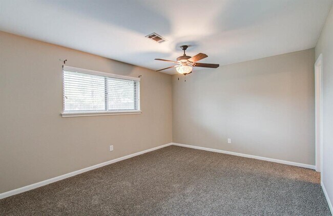 Building Photo - 5710 Verdome Ln