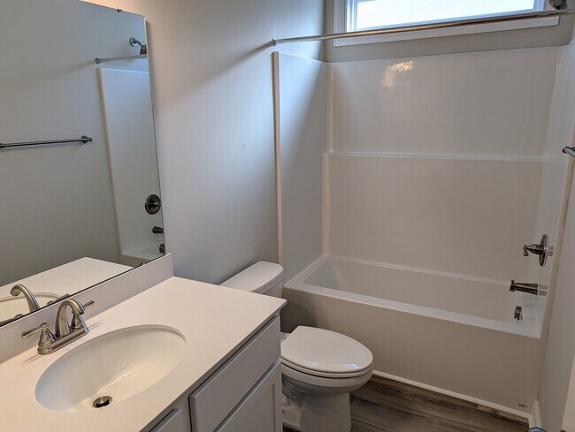 Building Photo - 116 Crab Claw Spit Ln