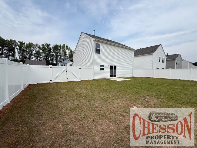 Building Photo - 3913 Falcon Ct