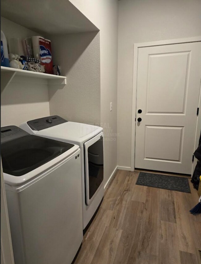 Building Photo - 2296 Setting Sun Dr