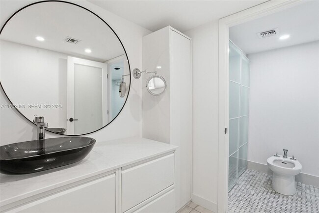 Building Photo - 101 Ocean Ln Dr