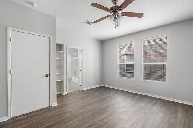 Building Photo - 17826 Alpine Brook Ln