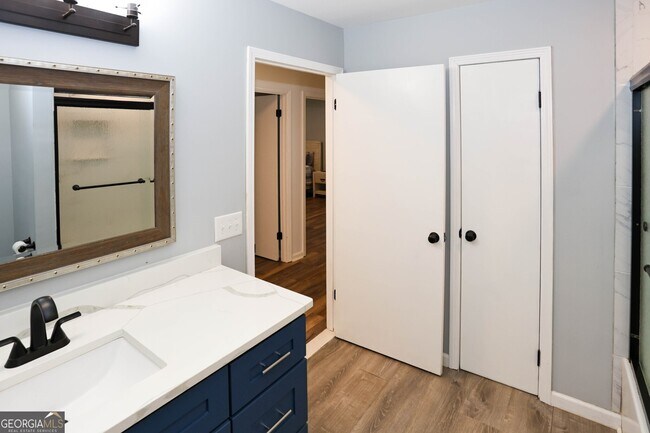 Building Photo - 6157 Orville Dr