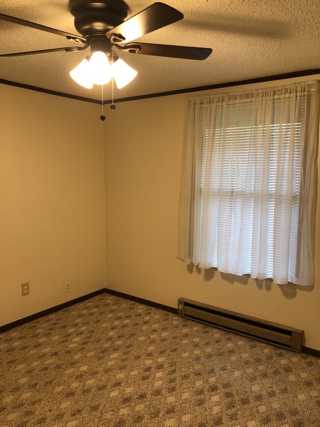 Building Photo - 1751 Sun Apple Way