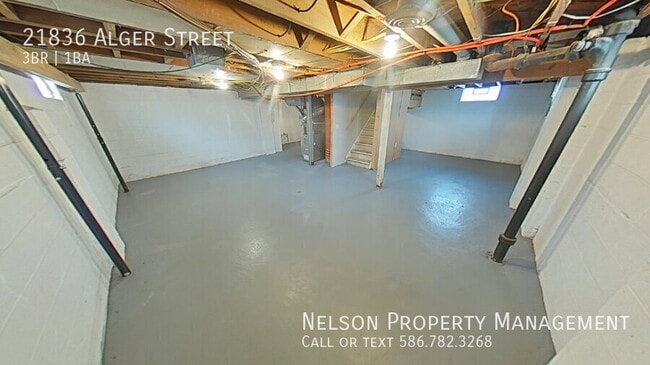 Building Photo - 21836 Alger St