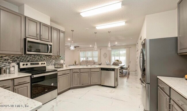 Building Photo - 9605 Price Park Dr
