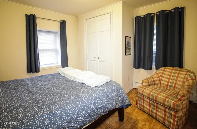 Building Photo - 10 Newark St