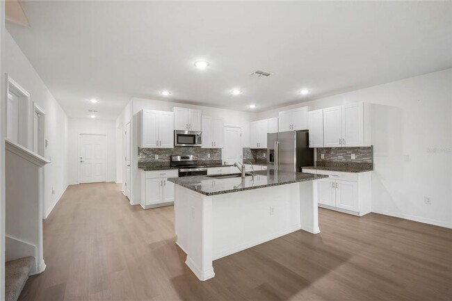 Building Photo - 1420 Tahitian Sunrise Dr