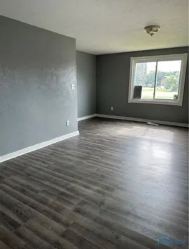 Building Photo - 209 Steadman St