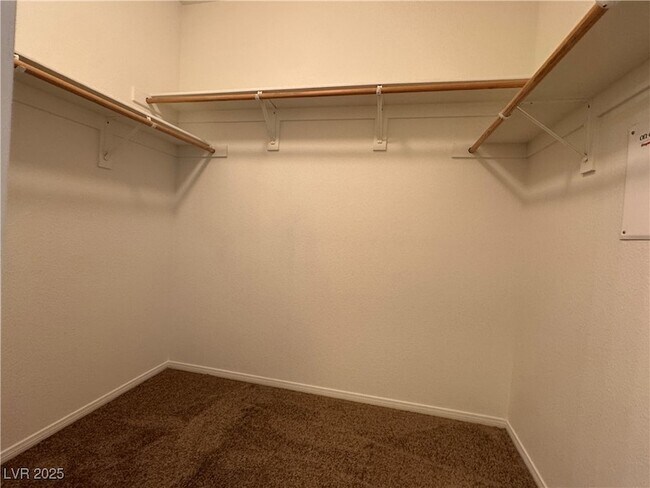 Building Photo - 7848 Solid Horn Ct