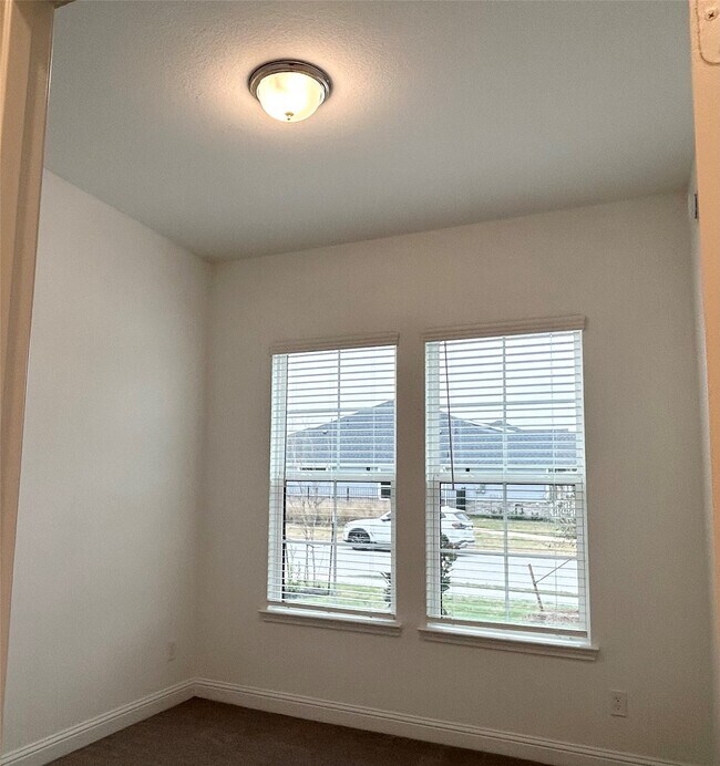 Building Photo - 15310 Spanish Ranchos Wy