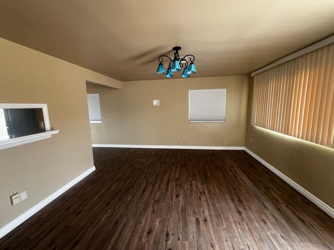Building Photo - 6370-6370 Tamarisk Ave
