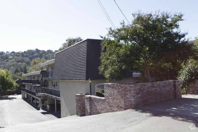 Primary Photo - 3663 Mt Diablo Blvd