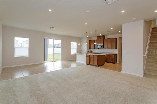 Building Photo - 1171 Cascade Dr