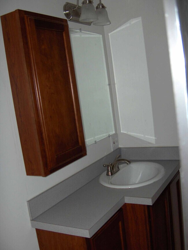 Bathroom - 1115 Granger Ave