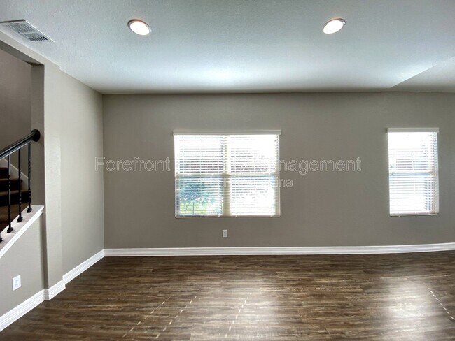Building Photo - 1206 Ranch Falls