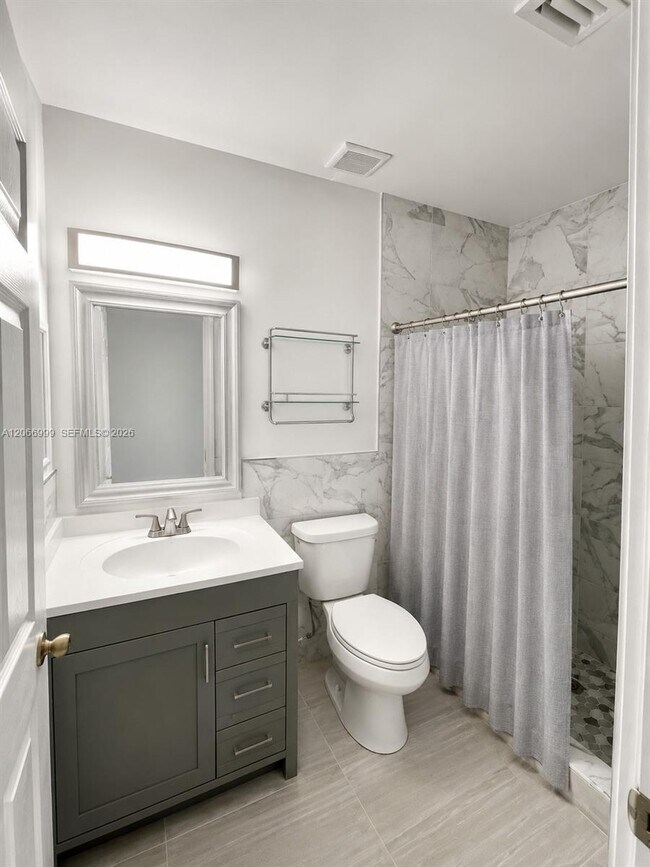 Building Photo - 13923 SW 151st Ave