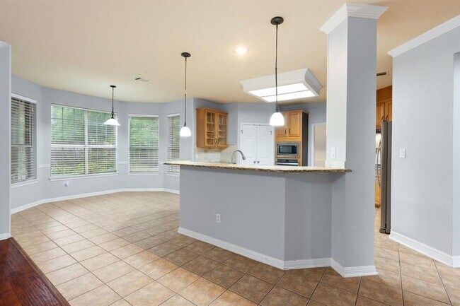 Building Photo - 15224 Calaveras Dr