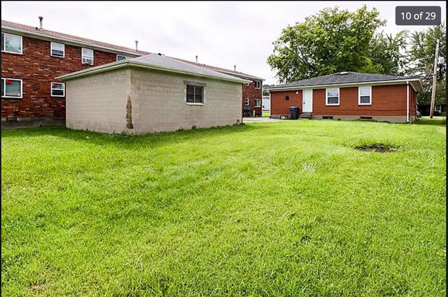 Building Photo - 4801 Oak Park Dr
