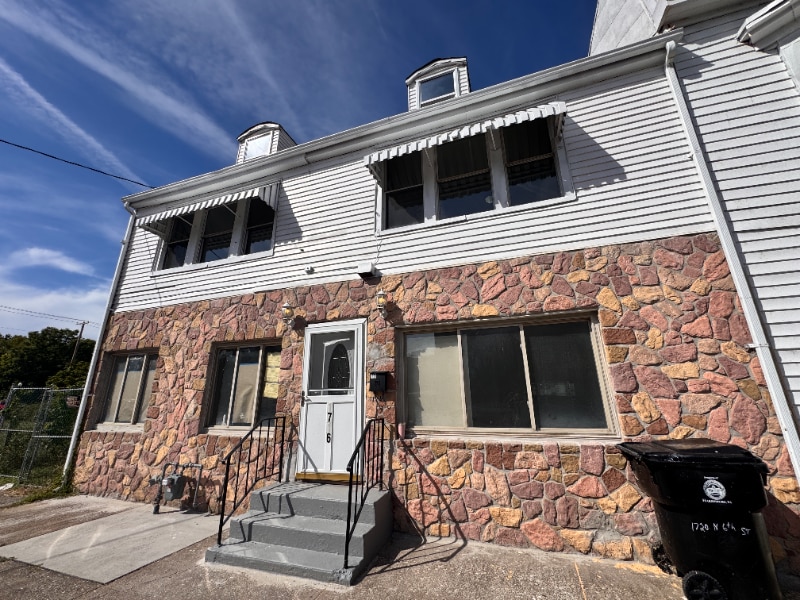 Building Photo - 1716 N 6th St