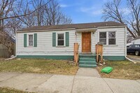 Building Photo - 925 Leland St