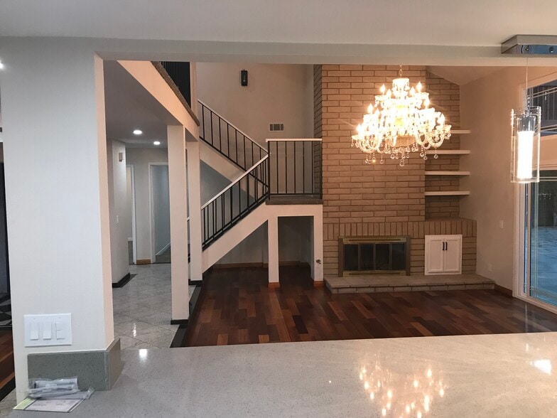 Building Photo - 2819 Gus Ct