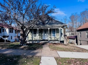 Building Photo - Comfortable 2-Bed Home in Muscatine IA