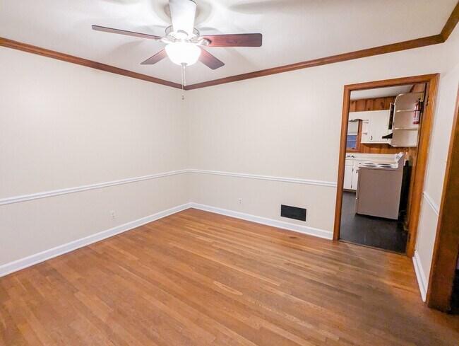 Building Photo - 2019 Bramblewood Dr NE