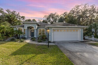 Building Photo - For Rent: Stunning Home in Tranquil Greystone Subdivision.