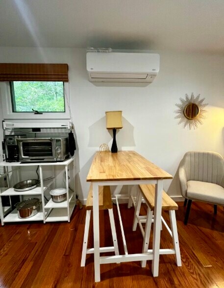 Building Photo - 5 Highland Ln