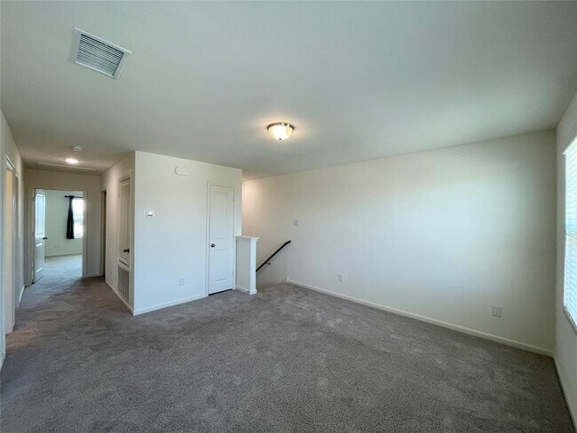 Building Photo - 6820 Bonanza Way