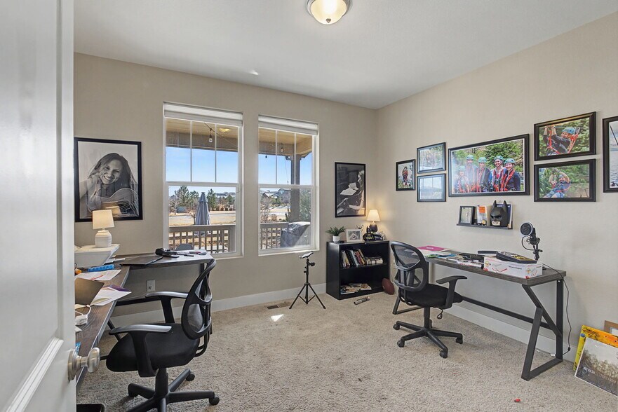 Building Photo - 2102 Summerlin Ln