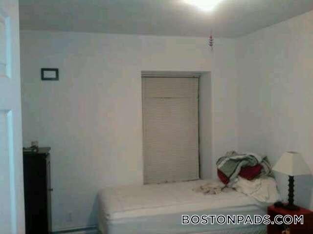 Building Photo - 610 Columbus Ave