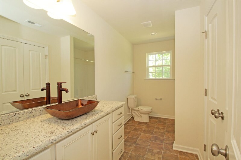 Primary Photo - 106 Barbee Rd