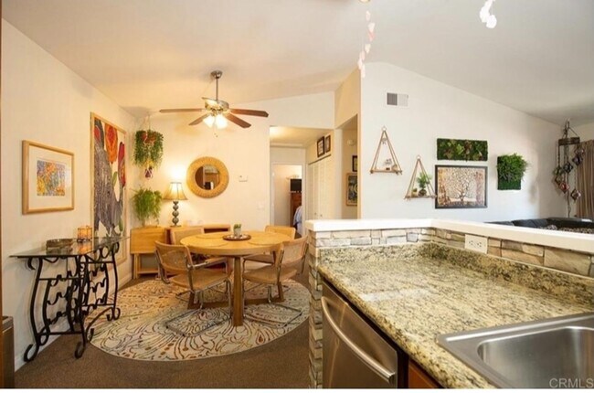 Building Photo - Upstairs 2 Bedroom 2 Bath Condo Available in El Cajon, Rancho Area