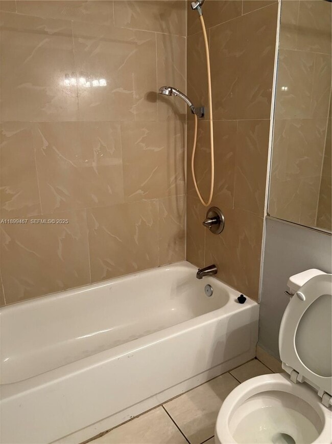 Building Photo - 16531 NE 35th Ave