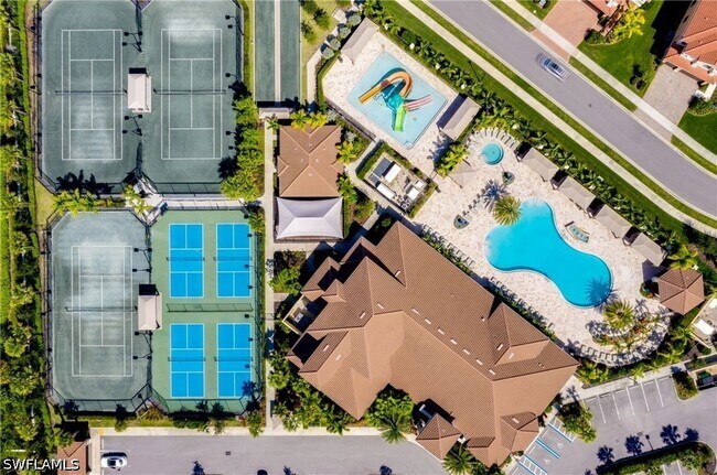 Building Photo - 13755 Luna Dr