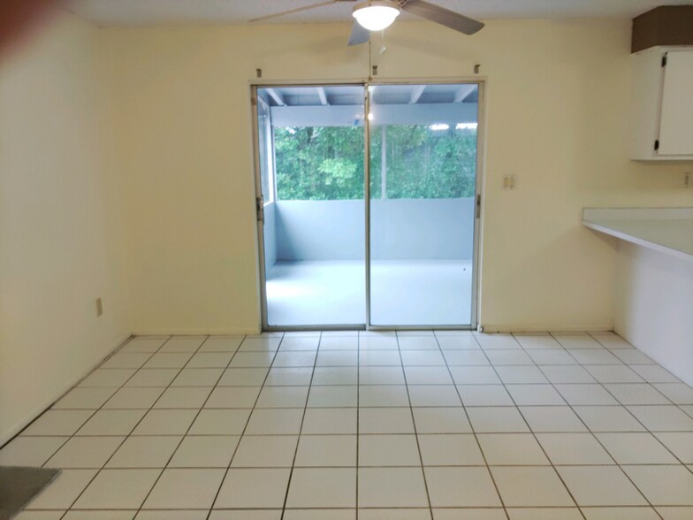 Building Photo - 2309 Fairgren Ave