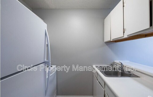 Building Photo - 4033 Hunters Ridge Dr SW