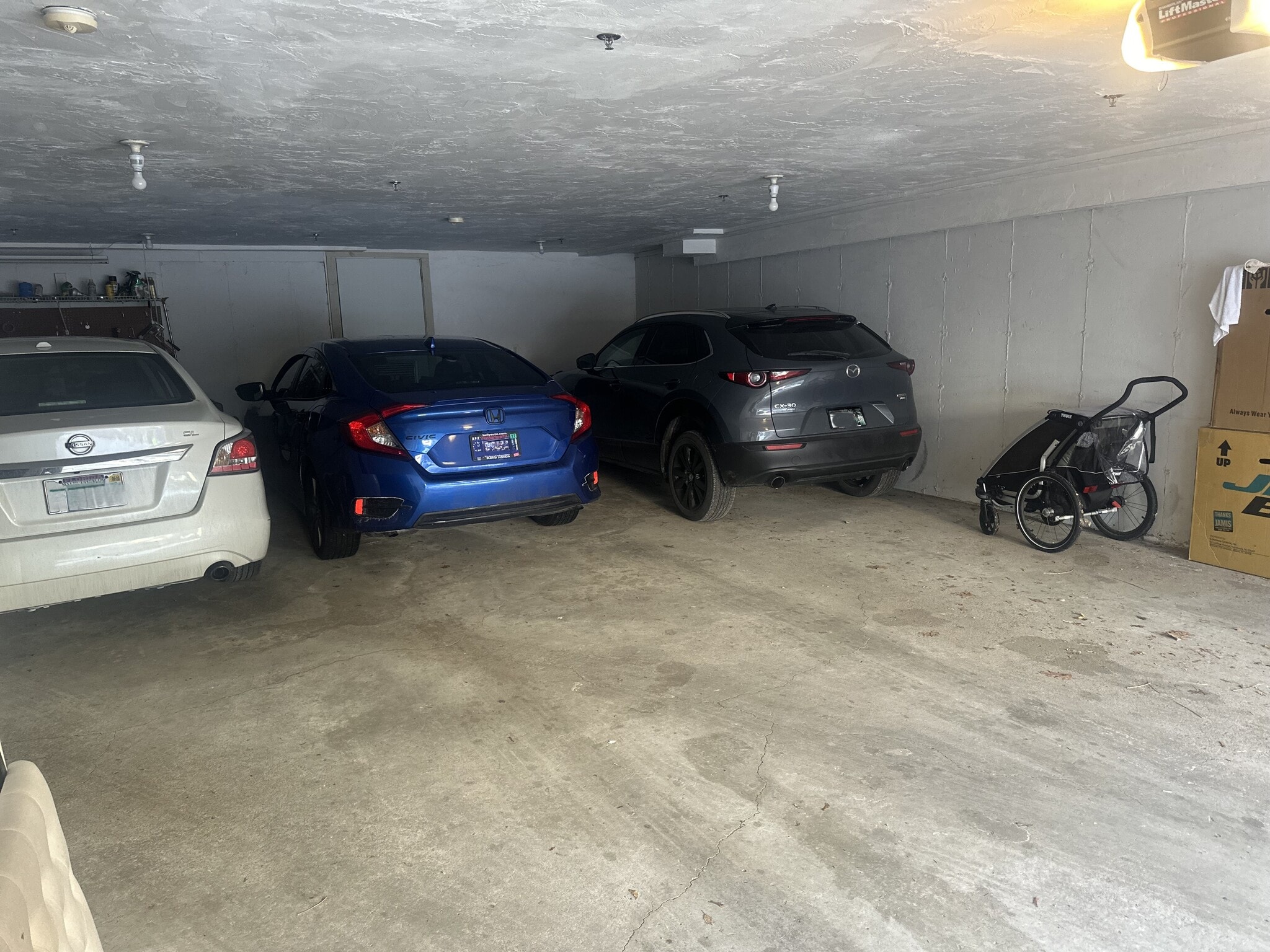 Building Photo - 137 Calumet St